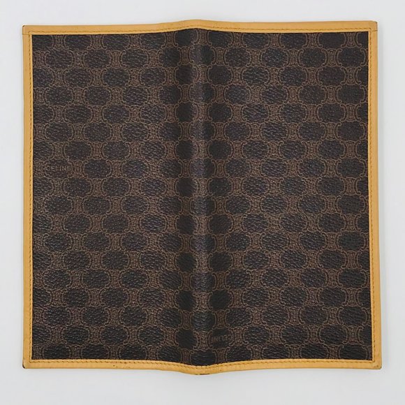 Auth Céline Macadam brown leather bi-fold wallet - Picture 5 of 10